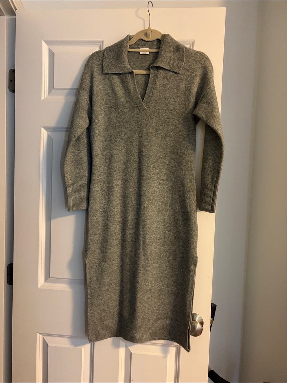 Abercrombie & Fitch Light Gray Knit Sweater Dress